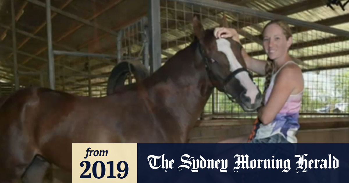 Video Darwin jockey death